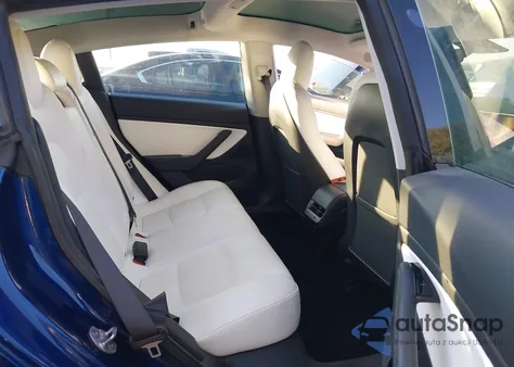 2020 Tesla Model 3 z USA, uszkodzony, nr VIN 5YJ3E1EA8LF662694